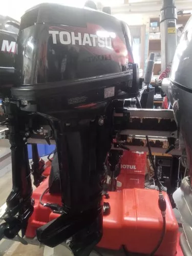 Лодочный мотор Tohatsu (Тохатсу) M 18 E2 — 2006 год выпуска, на ходу фото 2 Лодочный мотор Tohatsu (Тохатсу) M 18 E2 — 2006 год выпуска, на ходу фото 2